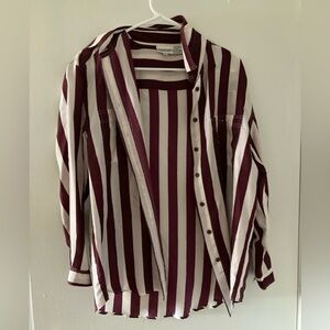 Women’s silk Newport News button down shirt white & burgundy stripe